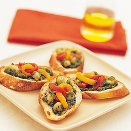 Bruschetta with Macadamia Pesto and Roasted Red Capsicum