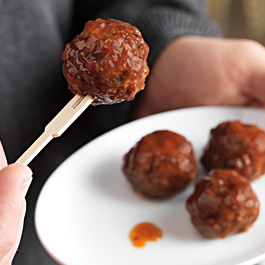 Mini Meatball Appetizers with Apricot Dipping Sauce