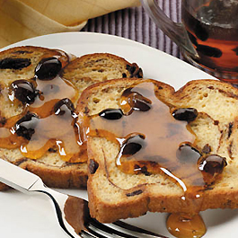 Easy Oven-baked French Toast with Raisin Syrup