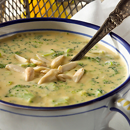 VELVEETA® Cheesy Broccoli Soup